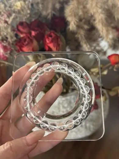 纯白